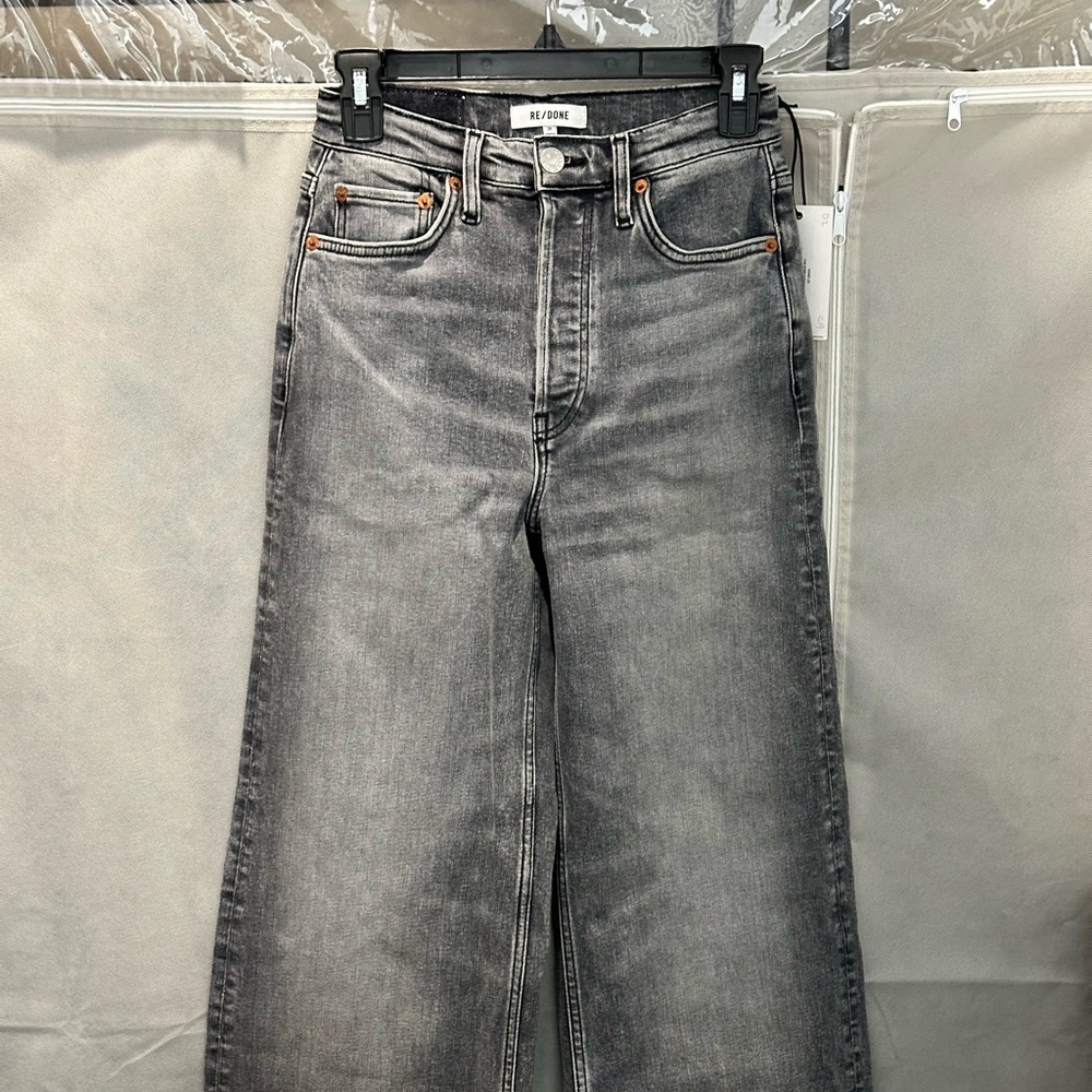 RE/DONE High waister hidden button fly wide leg faded black denim jean. NWT 25